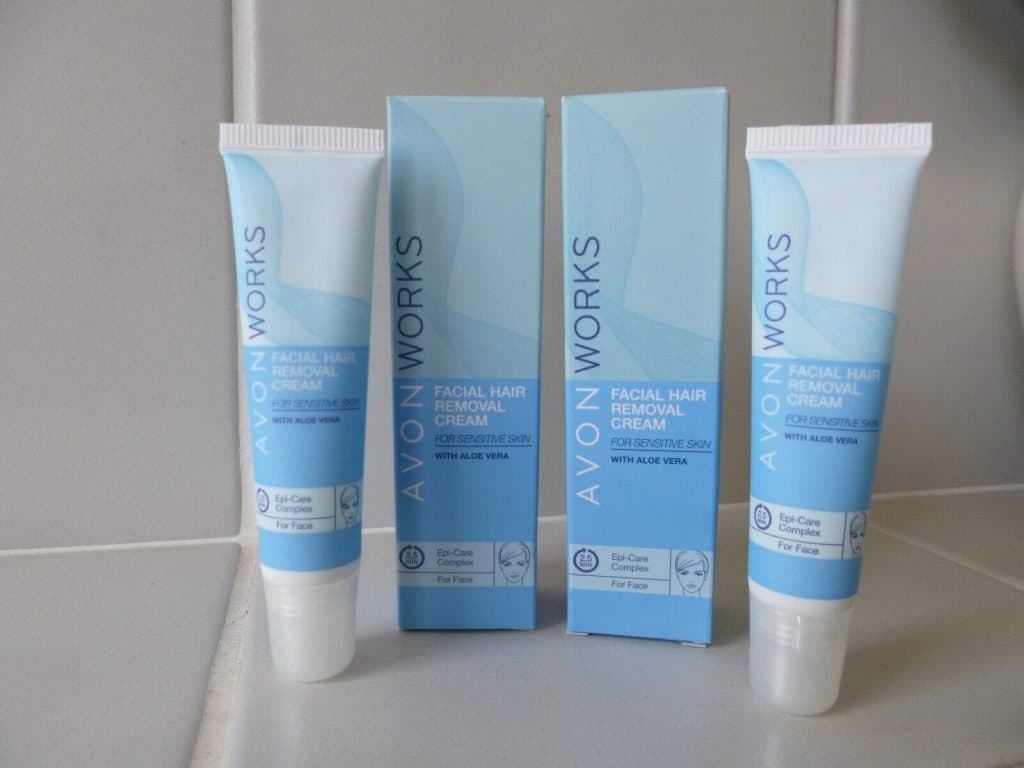 Avon Works Yüz için Tüy Dökücü Krem